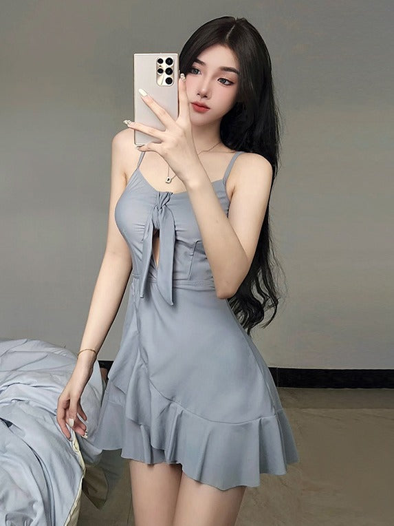 Small Fresh One-Piece Swimsuit for Women, Conservative Belly-Covering, Slimming Look Skirt-Style Polka-Dot Small Breast Push-Up Sexy Hot Spring Vacation Outfit