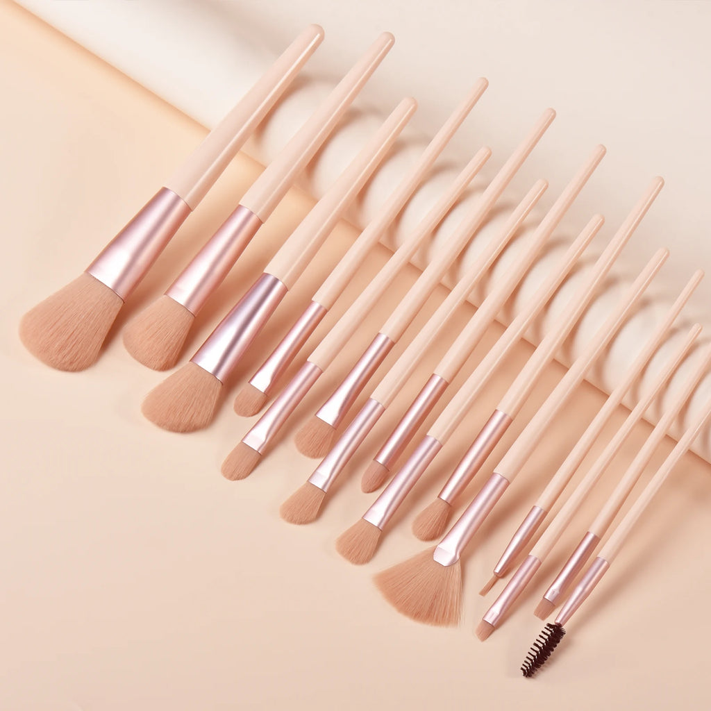 makeup brush set, including foundation, contouring, eyeshadow, eyeliner, eyebrow brush and other makeup tools