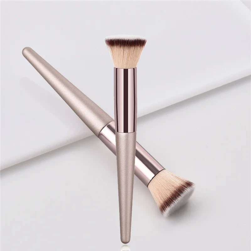 Soft Champagne Makeup Brushes for Women Cosmetic Foundation Powder Blush Eyeshadow Kabuki Blending Make Up Brush Beauty Tools