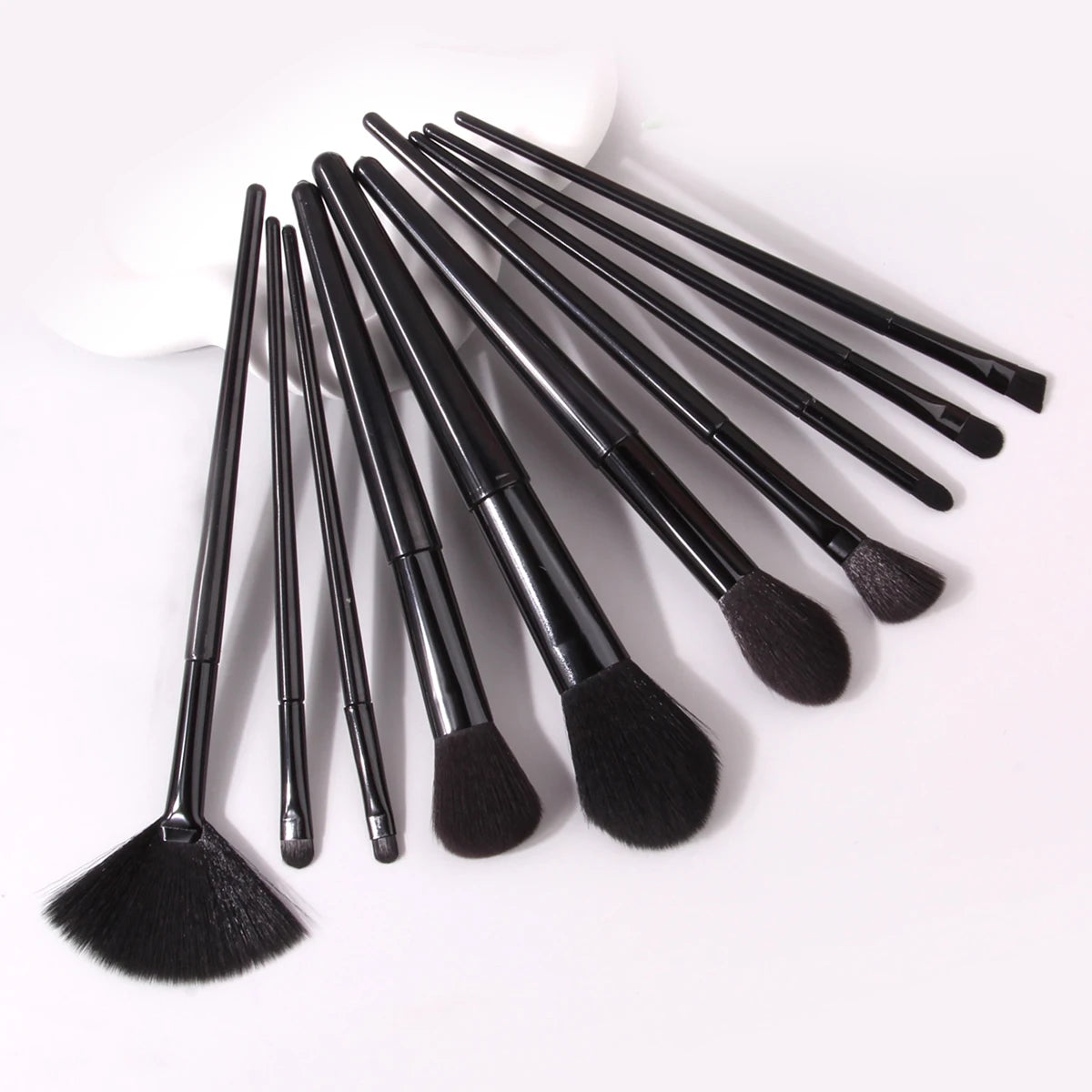 High-quality 10-piece Soft Bristle Black Makeup Brush Set, Foundation/Blush/Eyeshadow Brushes, Daily Beauty Tools for Beginners